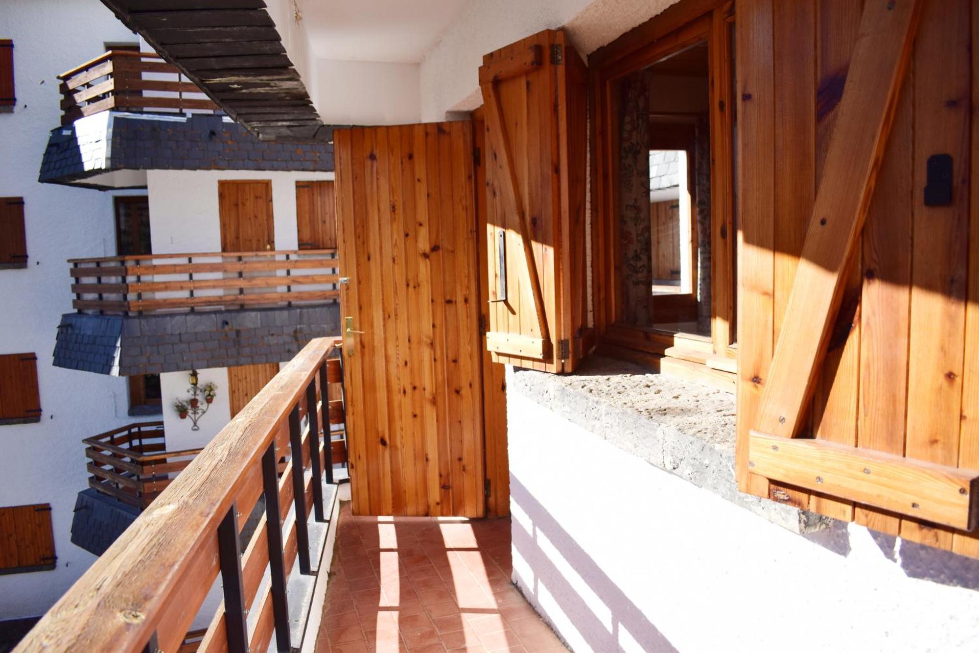 Saliecho Acogedor Apartamento Jardin Y Piscina 萨连特加列戈 外观 照片